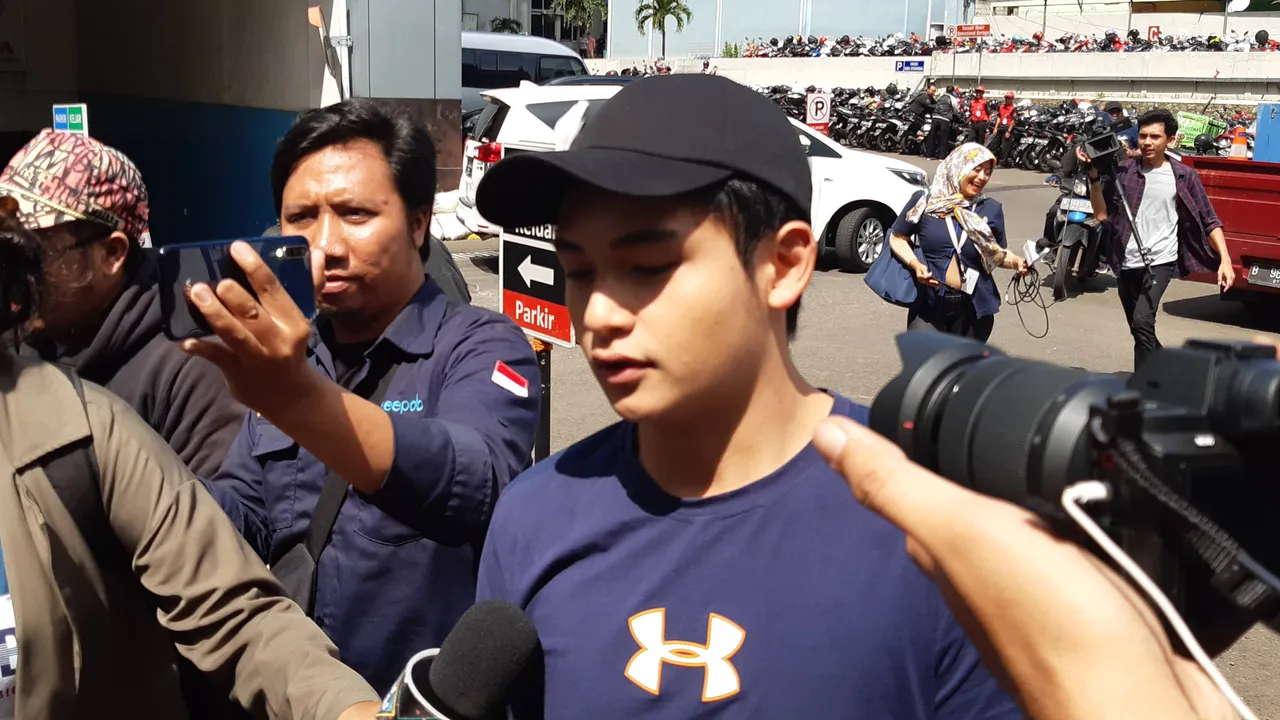 Masih berkomunikasi, Cassandra Lee dan Randy Martin Bakal Balikan?