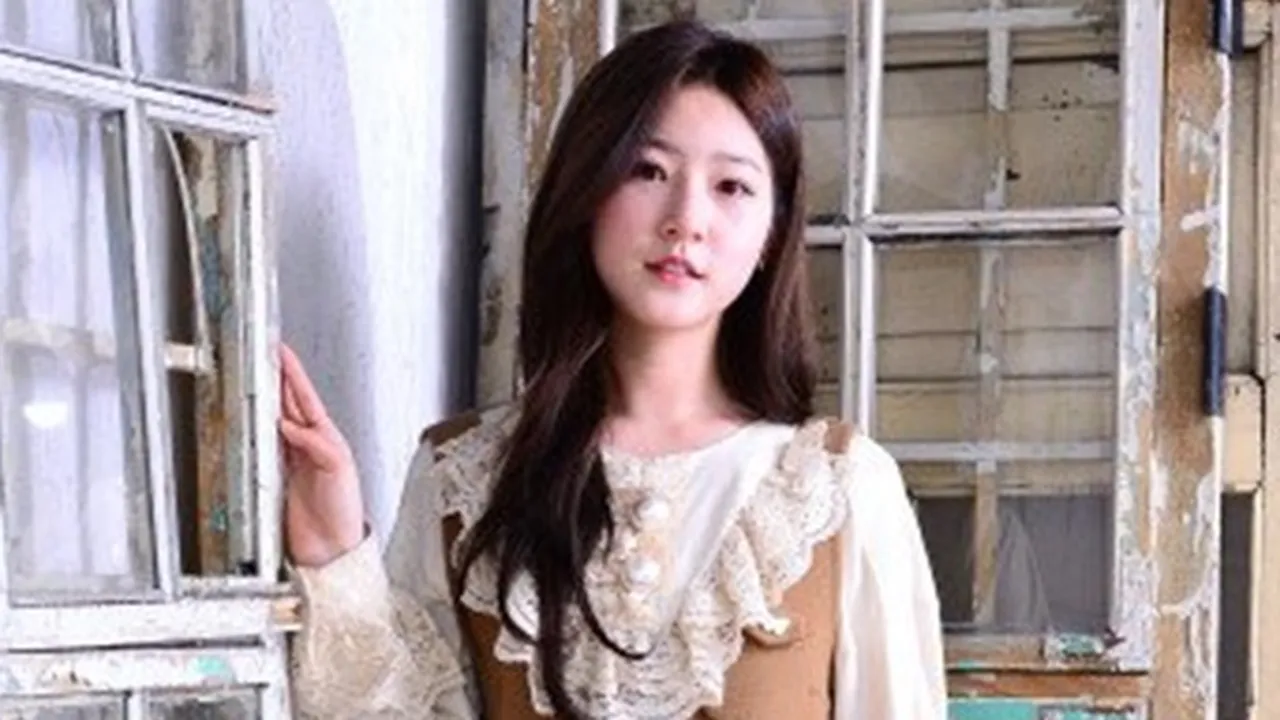 Masih Berusia 20 Tahun, Kim Sae Ron Sudah Bisa Beli Rumah dan Mobil dengan Uangnya Sendiri