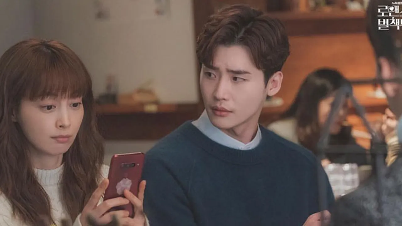 Masuk Pekan Ketiga, Rating 'ROMANCE IS A BONUS BOOK' Berhasil Naik