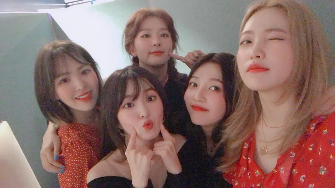 Mau Ketemu Red Velvet Langsung & Dapat Tanda Tangan, Begini Caranya