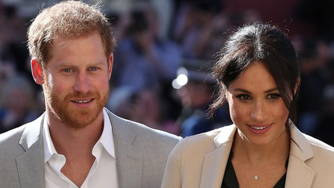 Meghan Markle & Pangeran Harry Sepakat Rahasiakan Tanggal Persalinan