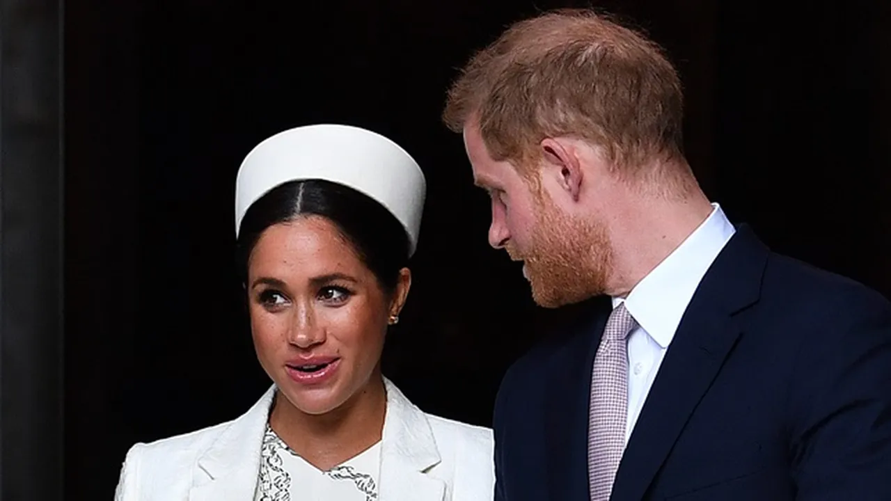 Meghan Markle-Pangeran Harry  Unfollow Kate Middleton-Pangeran William, Kenapa?