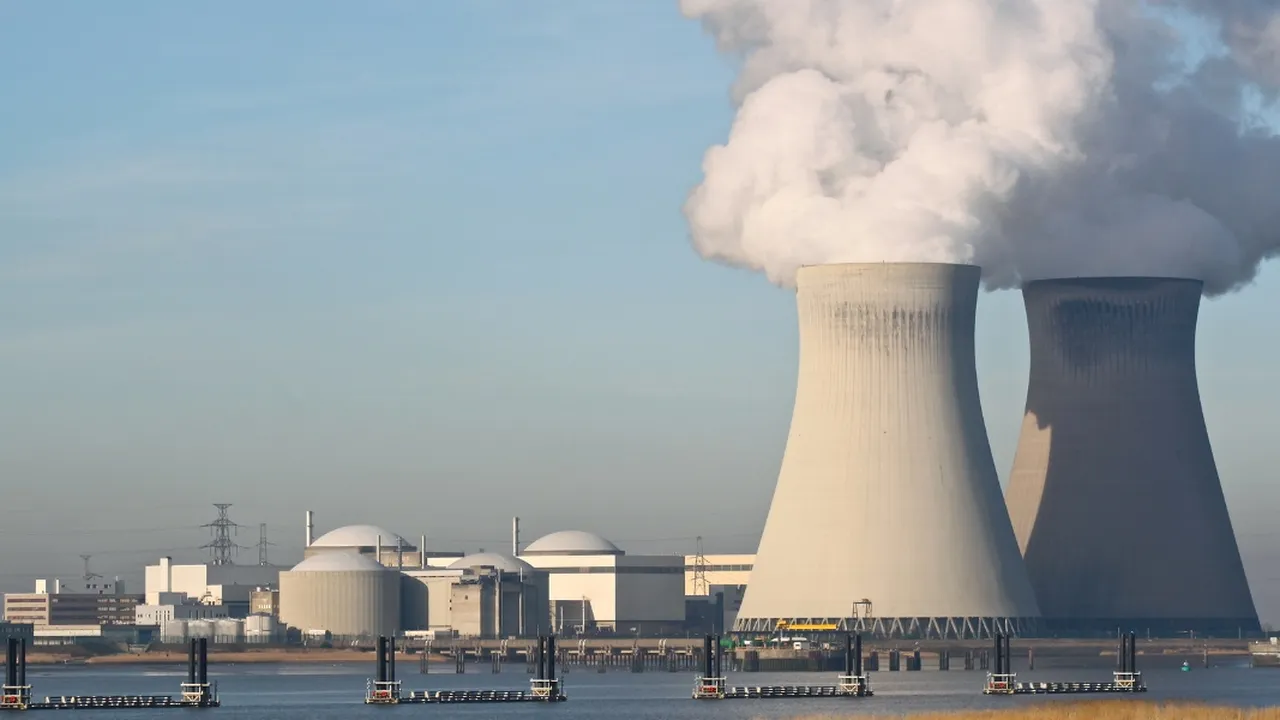 Memahami PLTU, Mengungkap Rahasia Pembangkit Listrik Tenaga Uap yang Menggerakkan Energi!