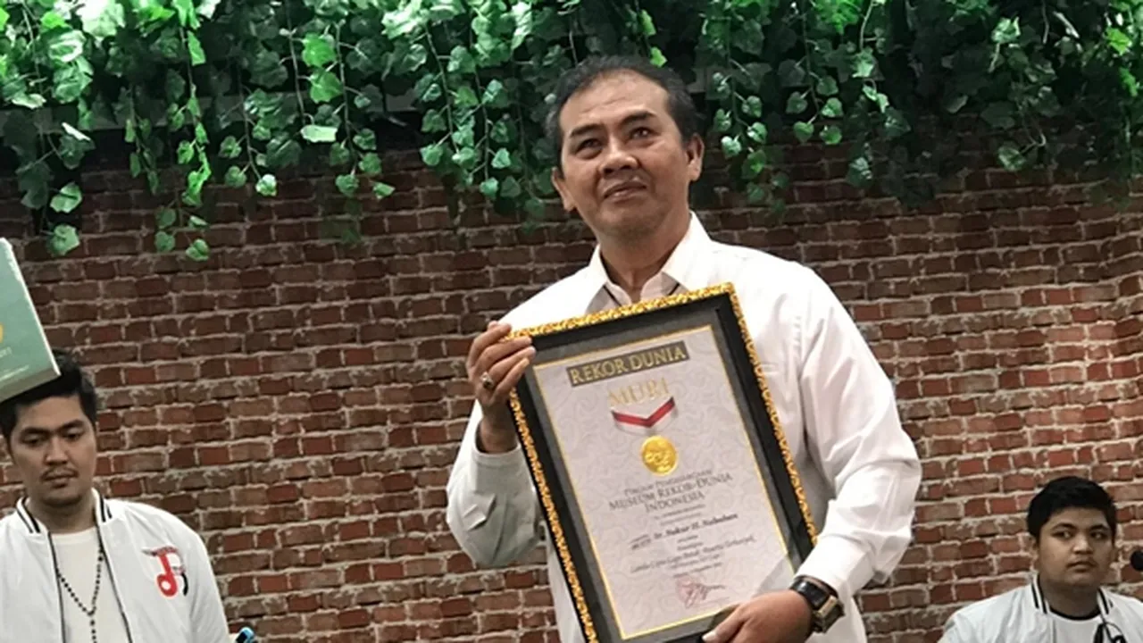 Membanggakan, Pemrakarsa Lomba Cipta Lagu Batak Raih Rekor MURI