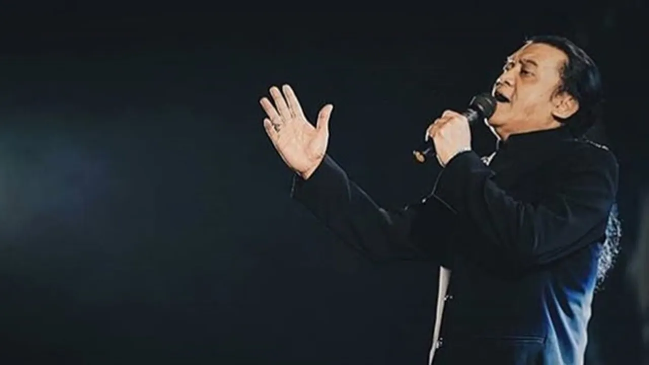Mengenang 10 Aksi Panggung Didi Kempot Saat Menghibur Sobat Ambyar