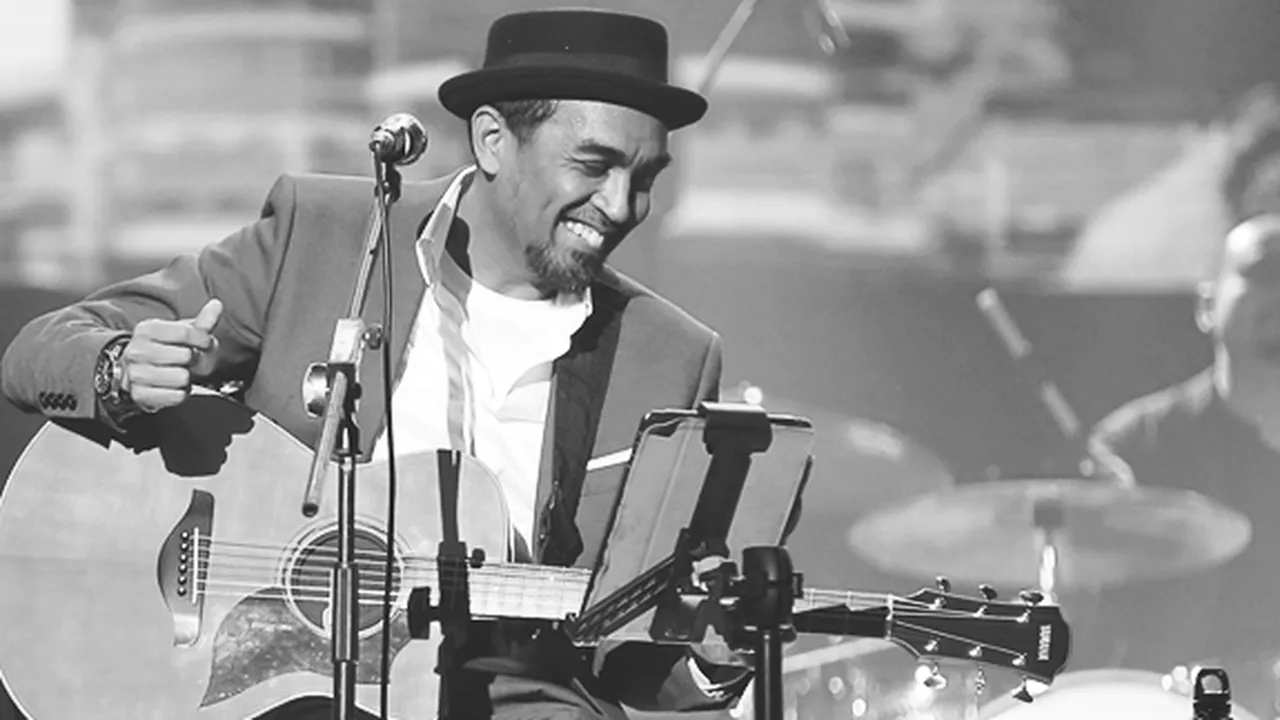 Mengenang Sosok Glenn Fredly, Vincent Desta Tak Kuasa Bendung Air Mata Mengenang Sosok Glenn Fredly, Vincent Desta Tak Kuasa Bendung Air Mata