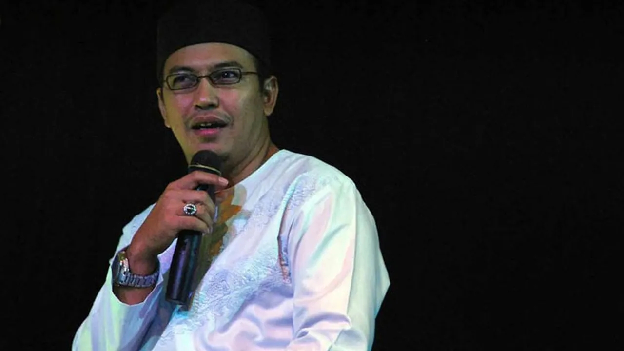 Mengenang Uje, Karya - Karya Terbaik Sang Ustad Gaul
