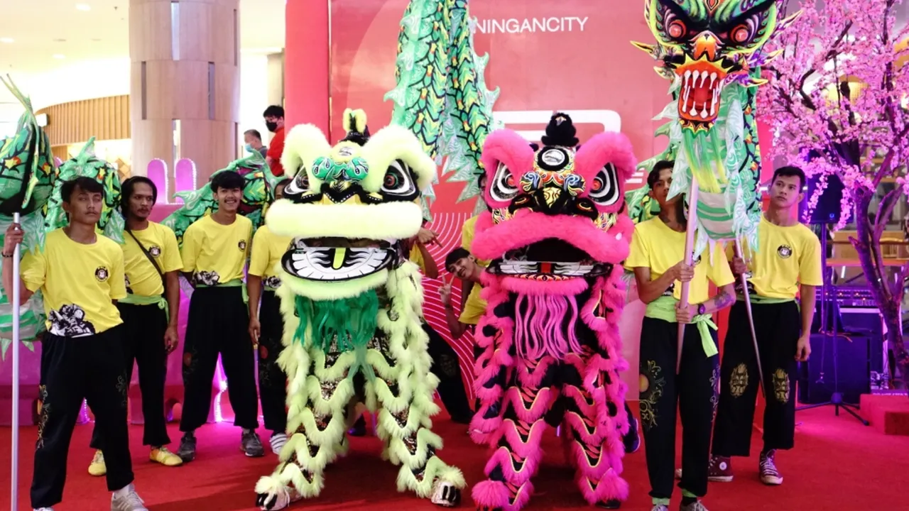 Mengintip Keseruan Perayaan Imlek 'Red Kulture' di Kuningan City Mall, Ada BTS Photo Exhibition Juga!