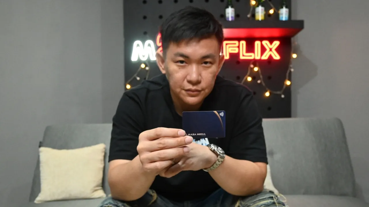 Mengurangi Penggunaan Kertas dan Beralih ke Digitalisasi Demi Menjaga Kelestarian Alam