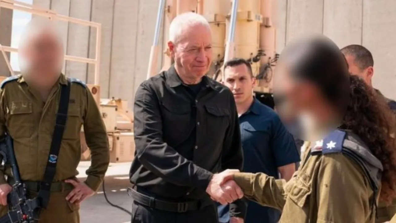 Menhan Israel Dipecat Netanyahu, Sering Beda Pendapat soal Strategi Gaza Jadi Penyebabnya