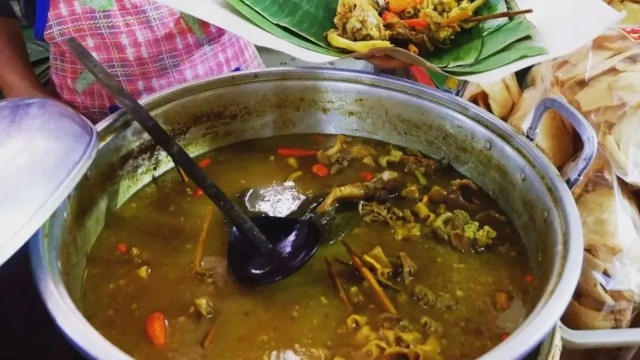 Menjelajahi Pasar Gede Solo, Surganya Kuliner Tradisional dan Kekinian yang Wajib Dicicipi