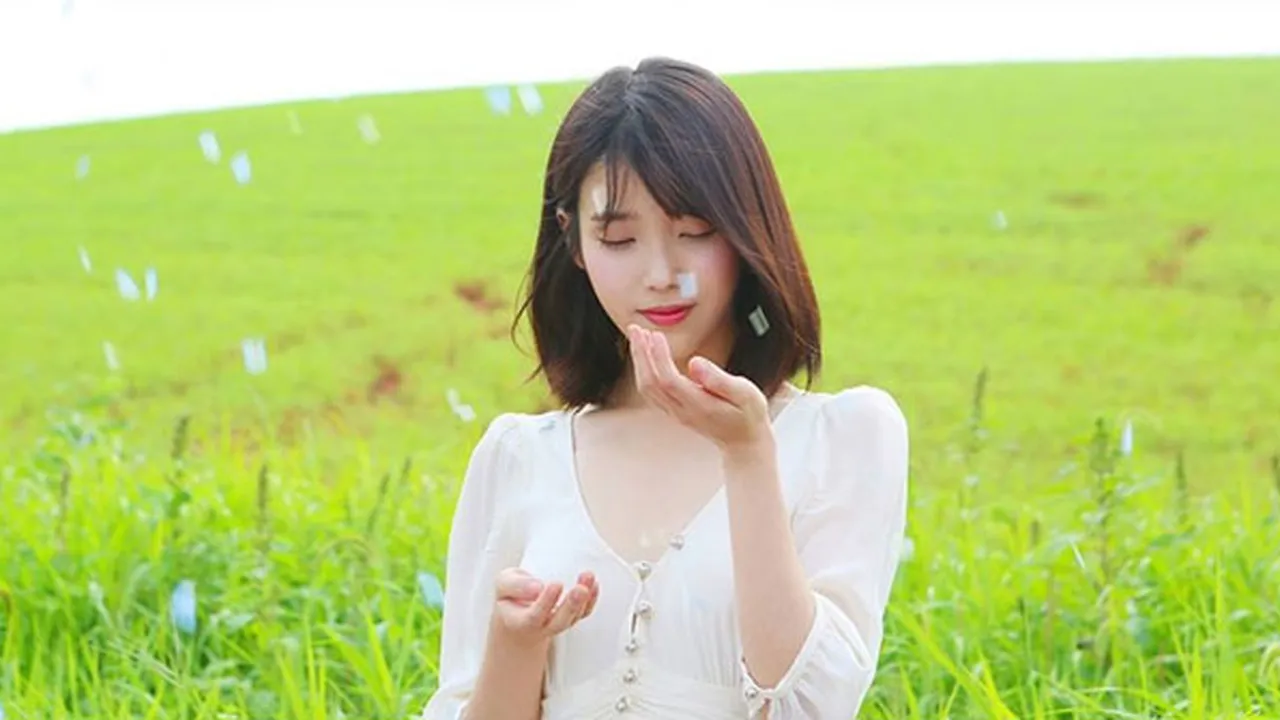 Menjelma Jadi Princess Jasmine, Pesona Cantik IU Bikin Fans Gagal Move On