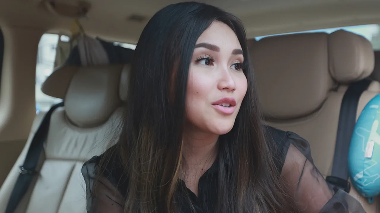 Jenguk Nikita Mirzani, Ayu Ting Ting: Doain Saya Dapat Suami Baik