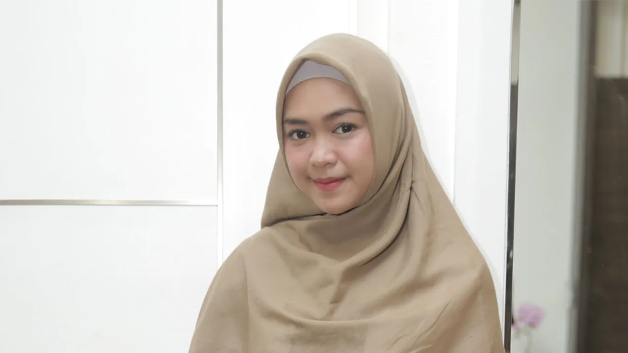 Menyamar Jadi Orang Gila, Wajah Ria Ricis Bikin Pangling