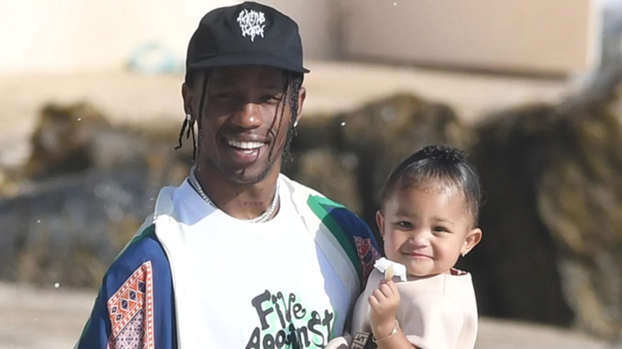 Meski Sudah Putus, Travis Scott Mengaku Masih Punya Cinta untuk Kylie Jenner Meski Sudah Putus, Travis Scott Mengaku Masih Punya Cinta untuk Kylie Jenner