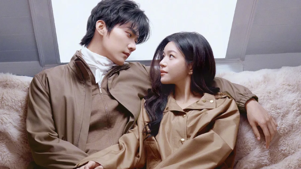 Michelle Chen dan Zhou Keyu Tampil Bareng di Pemotretan Majalah Grazia, Visual dan Chemistry Tuai Pujian