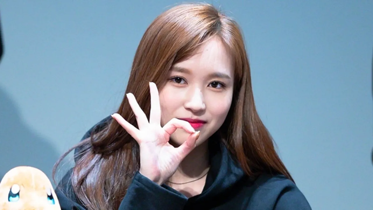 Meski Sakit, Mina Ikut Syuting Music Video Comeback TWICE Dengan Sukses