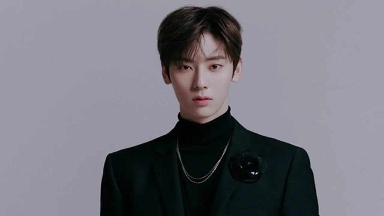 Minhyun NUEST Before After Penerbangan 12 Jam, Tetap Ganteng?