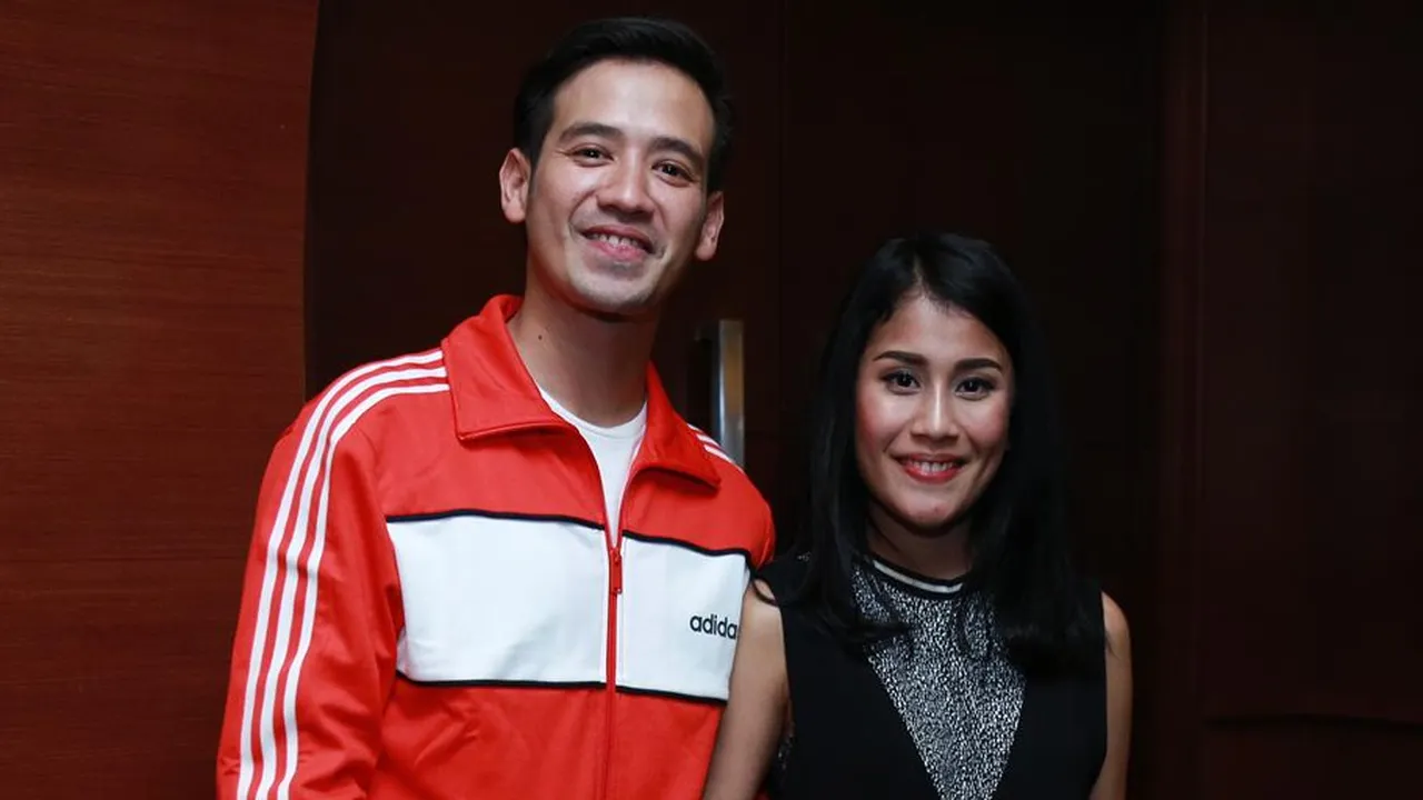 Momen Bahagia Tarra Budiman Dikaruniai Anak Perempuan