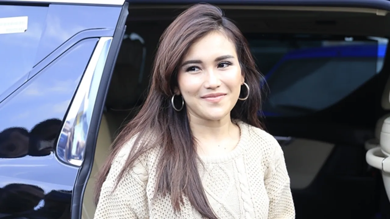 Momen Paling Pedih Ayu Ting Ting, Saat Anaknya Tidak Diakui - Diminta Tes DNA