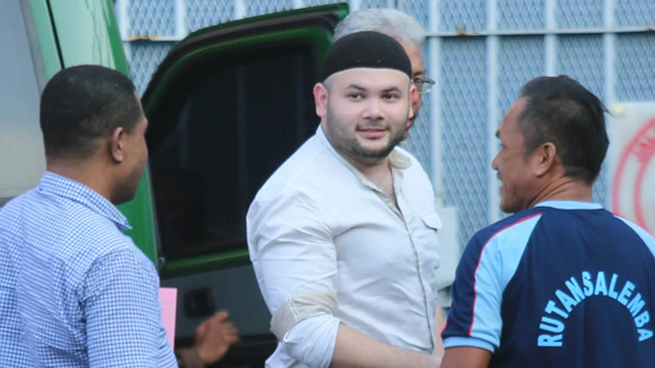 Momen Ridho Rhoma Digiring ke Tahanan, Disambut Tangis Sang Kakak