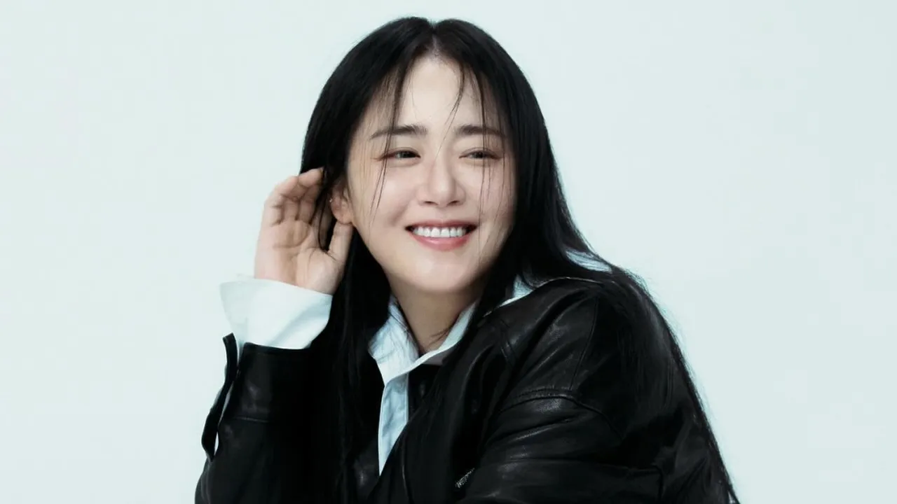 Moon Geun Young Diam-Diam Nikah, Suami Aktor Teater 7 Tahun Lebih Tua