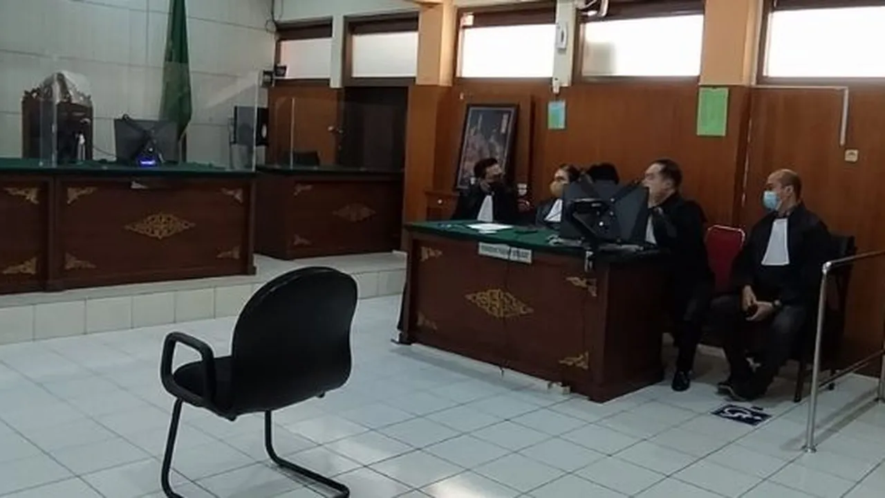 Motivator Julianto Ekaputra Dituntut 15 Tahun