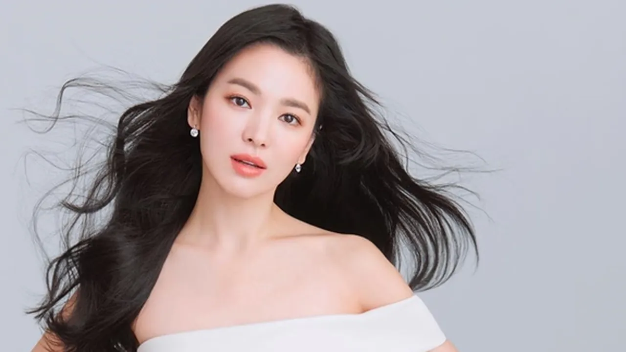 9 Cara Membuat Pipi Tirus bak Seleb Korea, Mudah Dipraktikkan