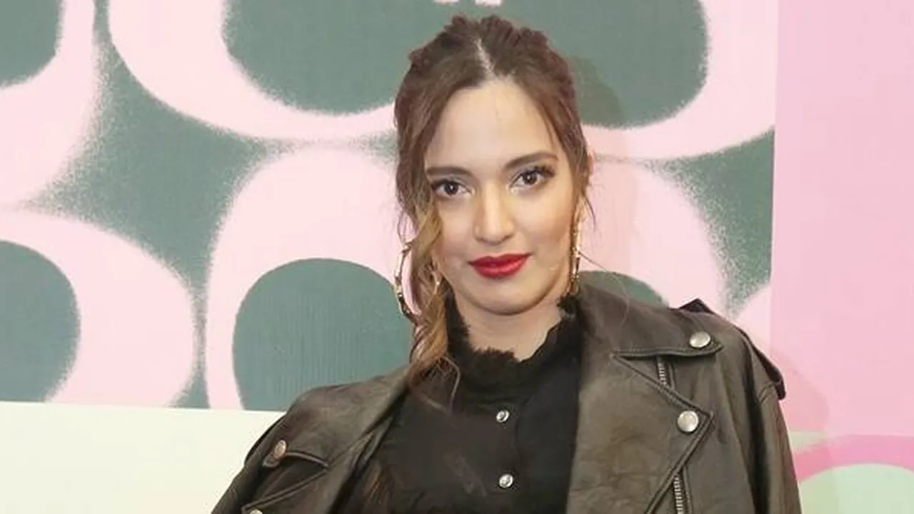 Muka Apa Adanya Nia Ramadhani, Tanpa Makeup Tapi Bikin Iri