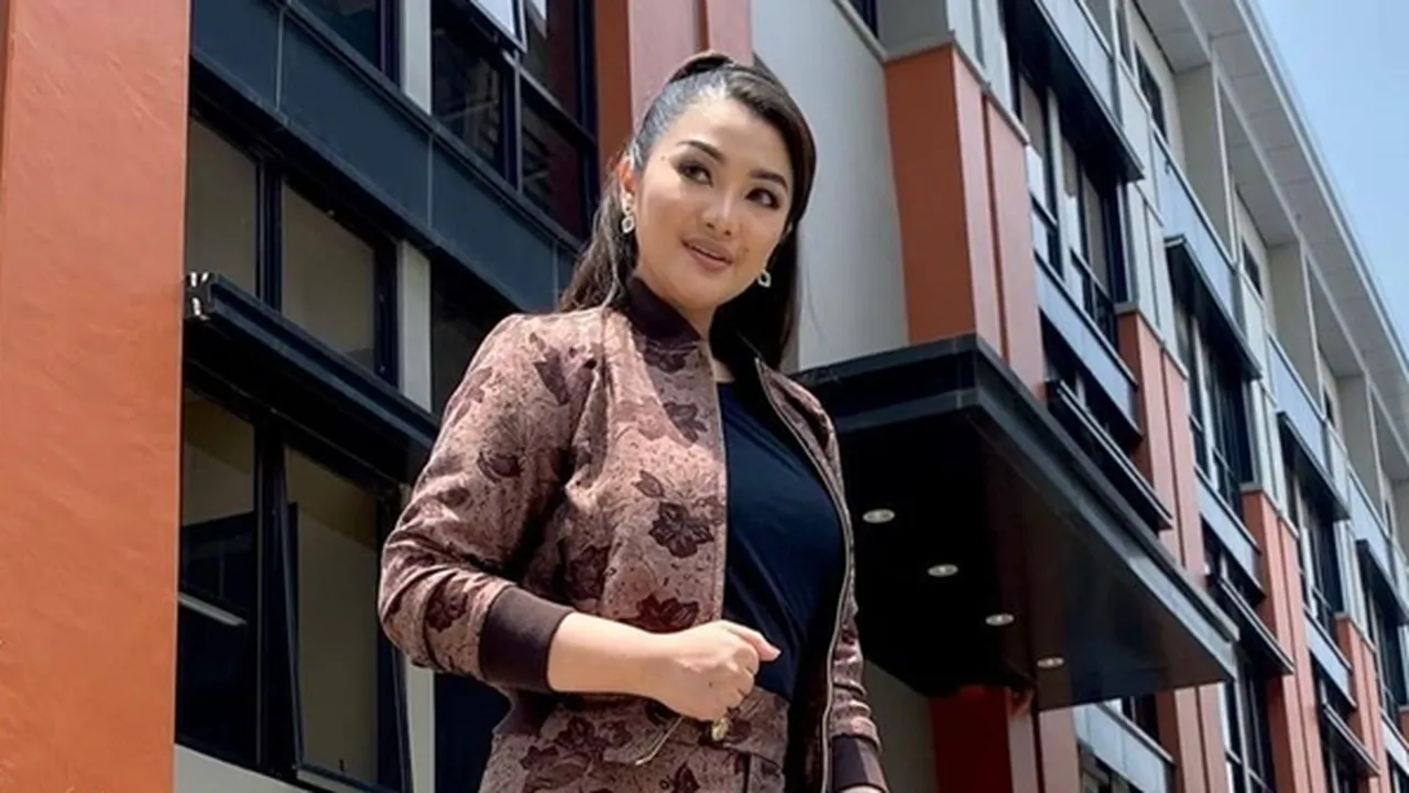 Mulai Go Internasional, Fitri Carlina Duet dengan Artis Korea dalam Lagu 'Only For Tonight'
