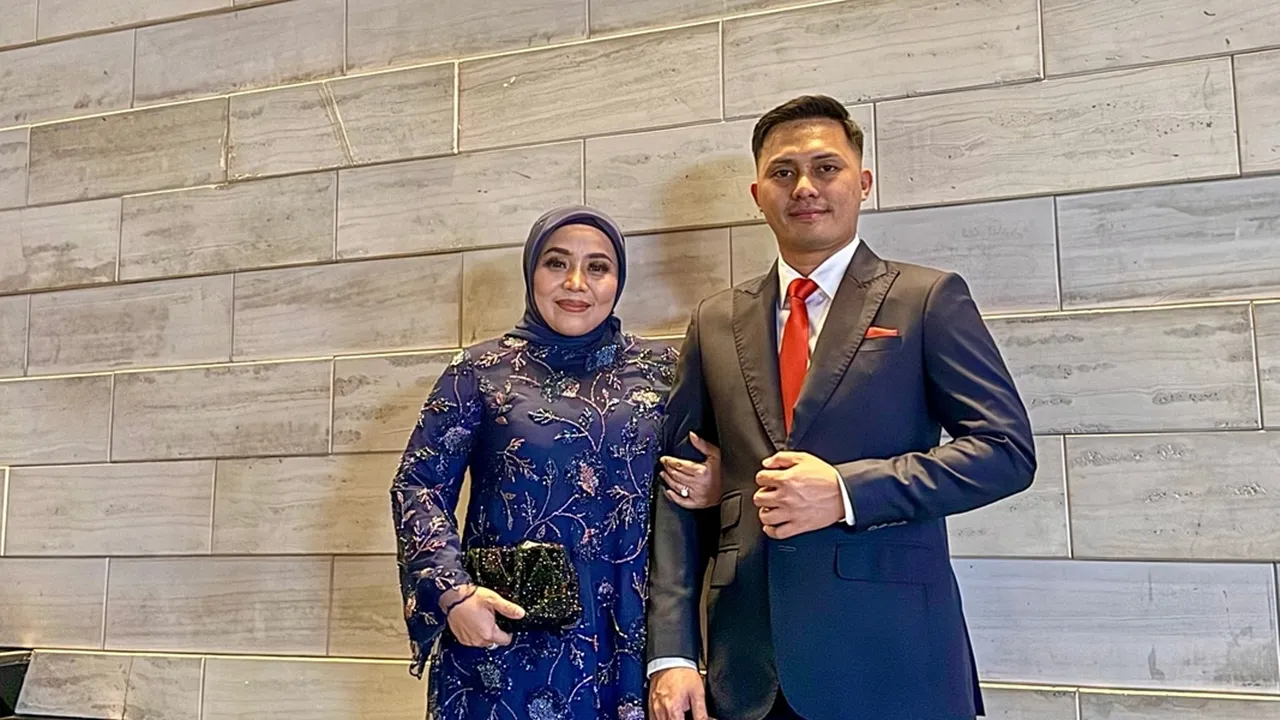 Muzdalifah Gagal Program IVF, Fadel Islami Ungkap Keinginan Adopsi Bayi Muzdalifah Gagal Program IVF, Fadel Islami Ungkap Keinginan Adopsi Bayi