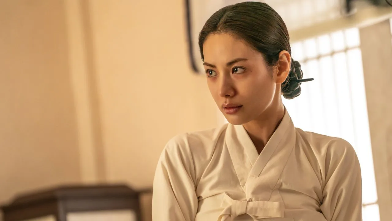 Nana Minta Maaf Soal Bibirnya di Drakor The Scandal