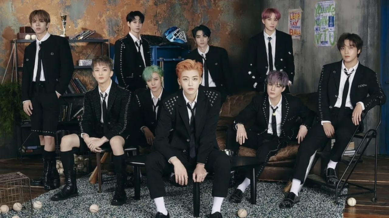 NCT Tunjukkan Penampilan Menarik di Video Dance Practice 'Universe (Let's Play Ball)', Energik Banget!