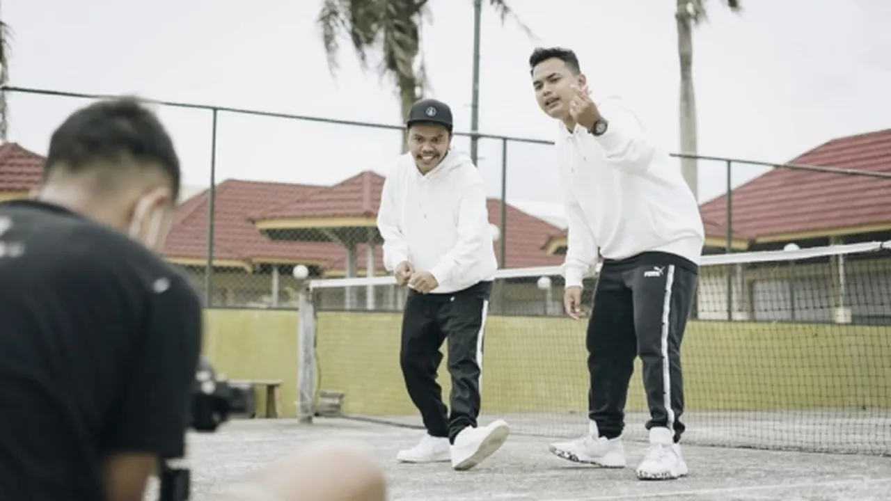 NDX AKA Kenalkan Single 'Apa Kabar Mantan', Gabungkan Genre Dangdut Jawa dan Rap