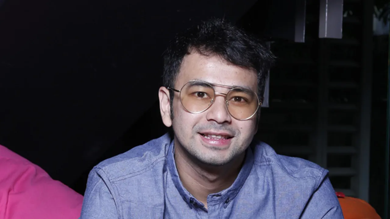 Nge-Vlog ke Rumah Ma'ruf Amin, Apa Yang Dibahas Raffi Ahmad?
