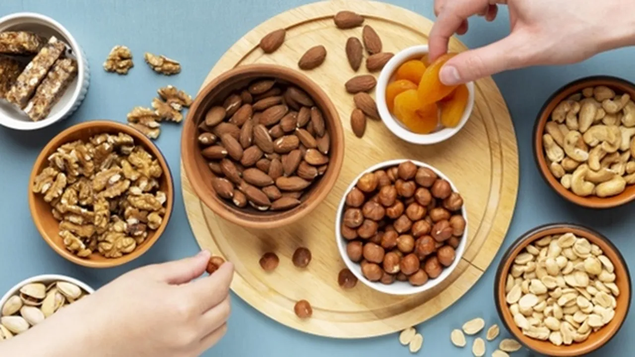 Nggak Bikin Berat Badan Naik, Ini 7 Cemilan Sehat Cocok untuk Diet