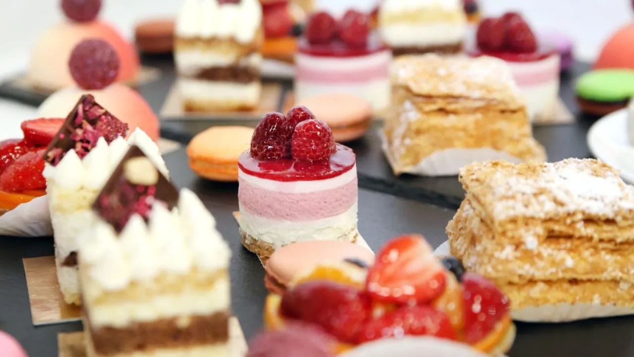 Nggak Cuma Enak dan Manis, Deretan Dessert di Depok ini Ternyata Punya Tampilan yang Cantik Lho!