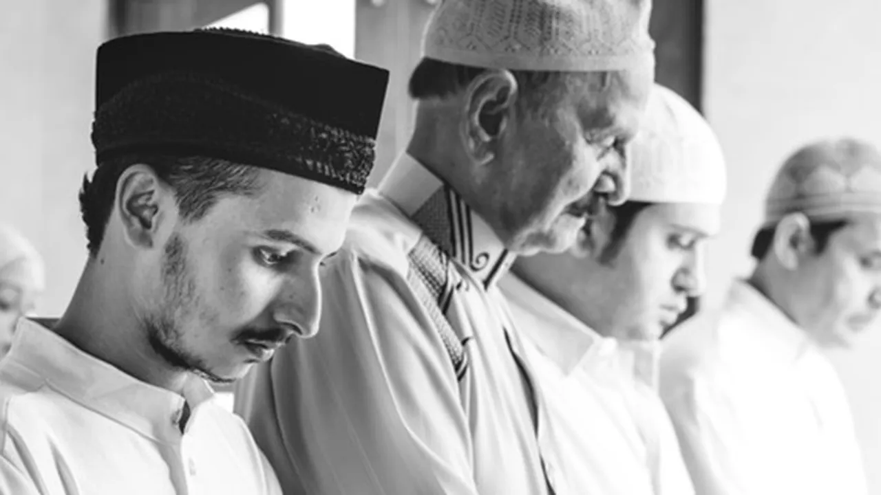 Niat Sholat Qashar dan Tata Caranya, Ketahui Juga Syarat-syaratnya