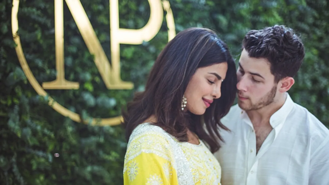 Nick Jonas & Priyanka Chopra Kunjungi Panti Asuhan Pasca Pertunangan