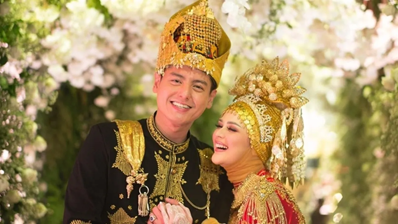 Nikahi Cut Meyriska, Roger Danuarta Lantunkan 13 Ayat Ar-Rahman Sebelum Akad