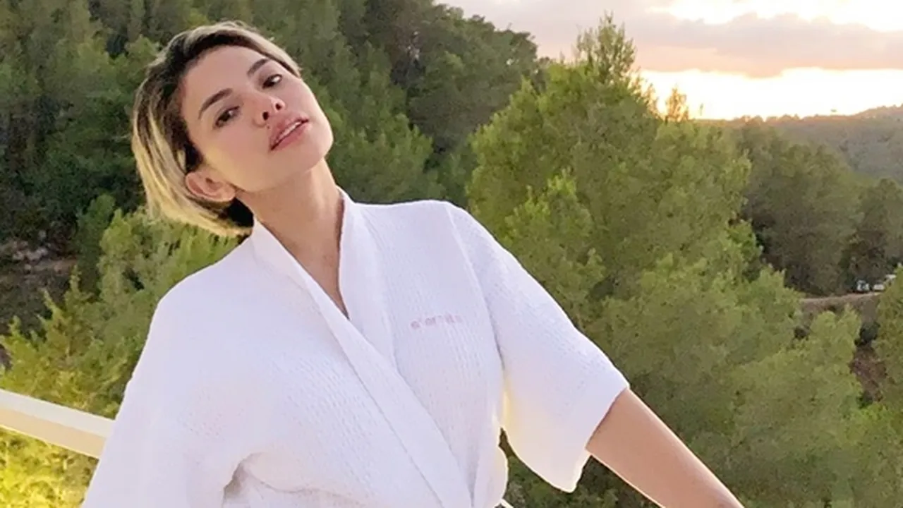 Nikita Mirzani Ungkap Alasan Kekasih Mau Sama Dirinya: Kamu Enak Sayang Nikita Mirzani Ungkap Alasan Kekasih Mau Sama Dirinya: Kamu Enak Sayang