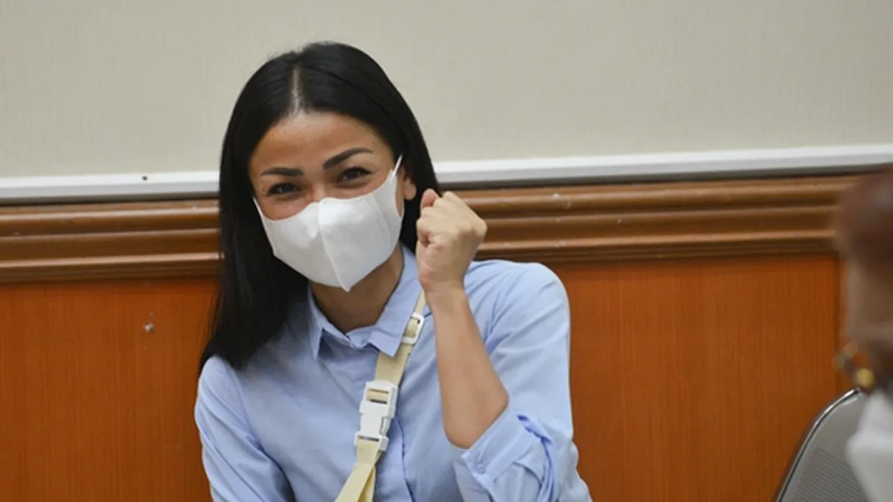 Nirina Zubir Ucap Syukur Keterangan Saksi Beratkan Terdakwa