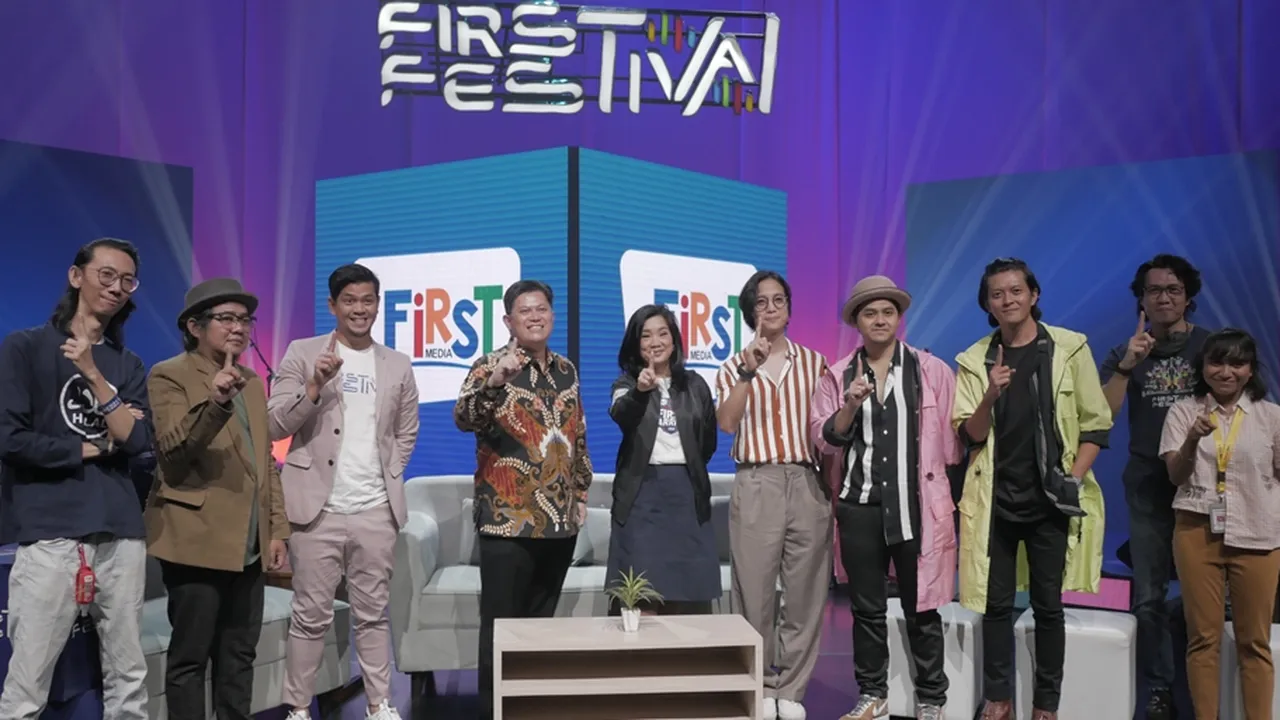Nonton Konser dari Rumah, First Festival Live Dimeriahkan Oleh KLa Project - Gigi