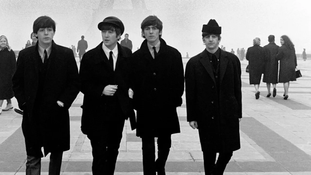 Nostalgia 7 Lagu The Beatles Terpopuler Sepanjang Masa, Legenda yang Nggak Ada Matinya!