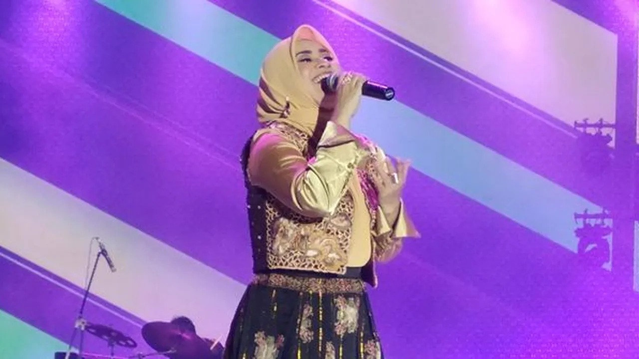 Nyanyikan 'Terlena', Ikke Nurjanah Sukses Buat Penonton Bernostalgia Dangdut Klasik
