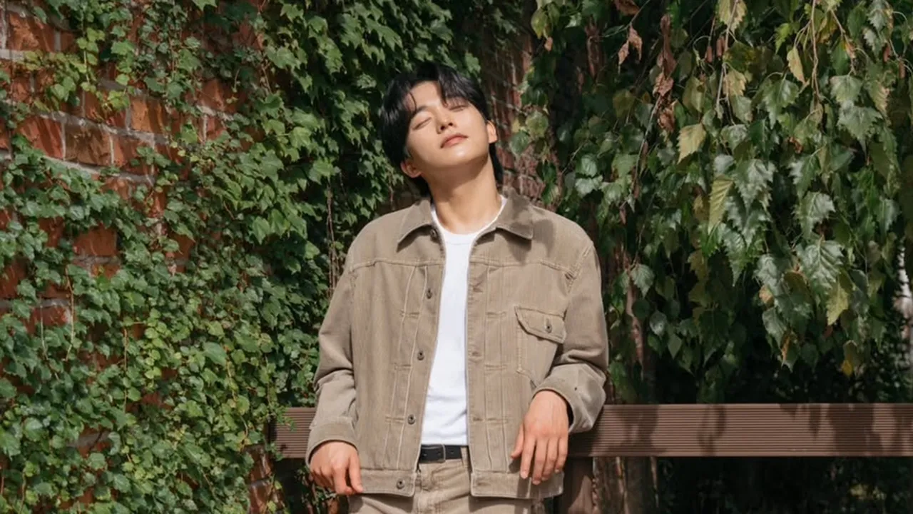 Ok Jin Wook Tanda Tangan Kontrak dengan YY Entertainment