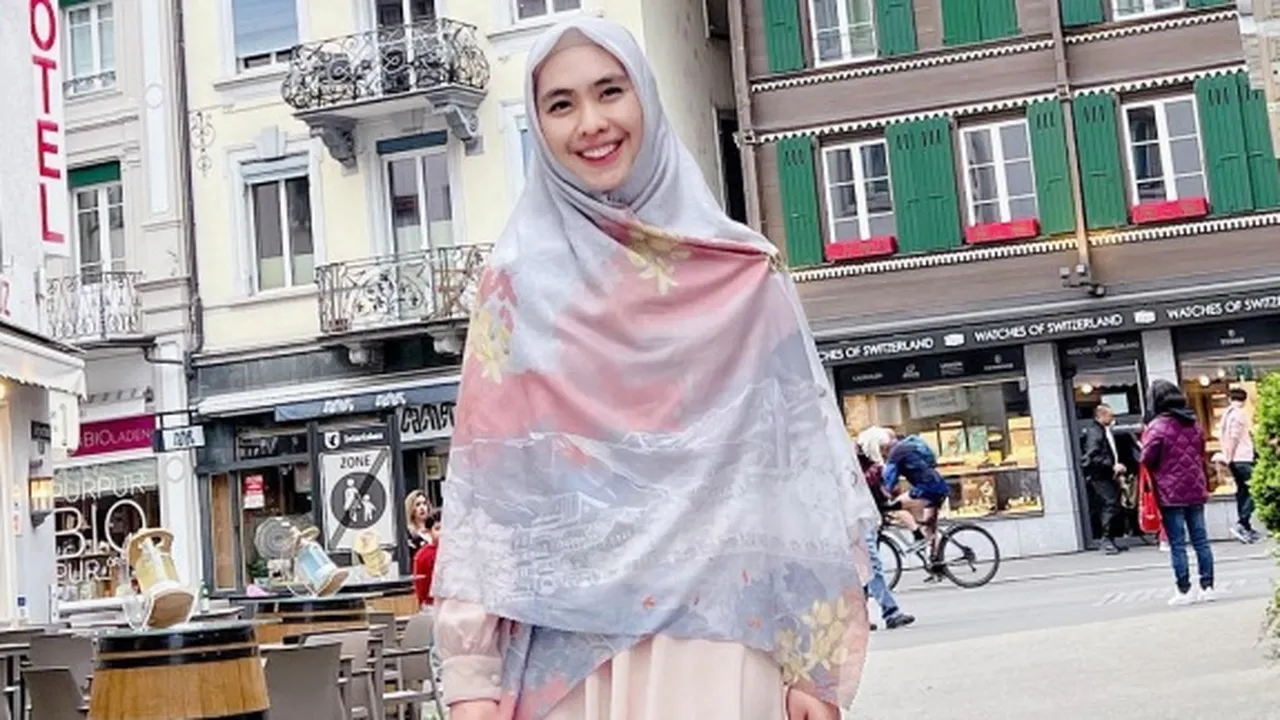 Oki Setiana Dewi Ungkap Jasa Aktris Senior Ida Leman Bagi Keluarganya
