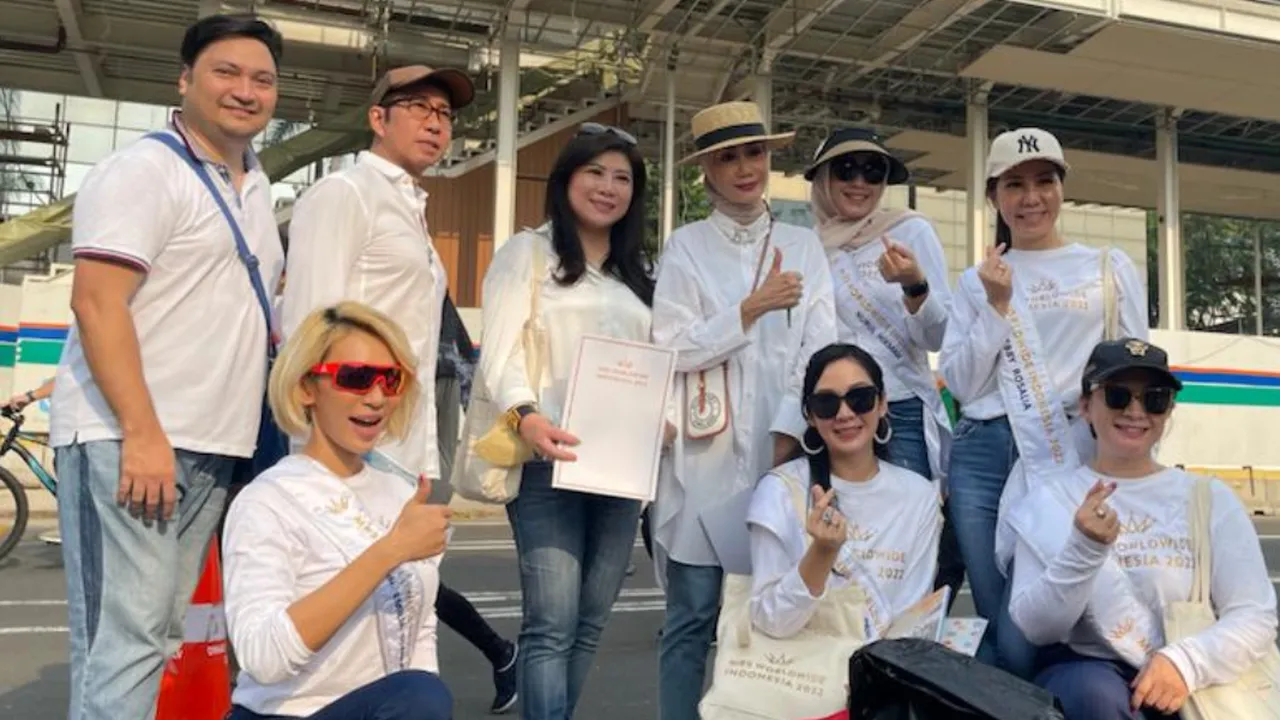 Oky Asokawati dan Para Finalis Mrs Worldwide Indonesia Gelar Aksi Sosial