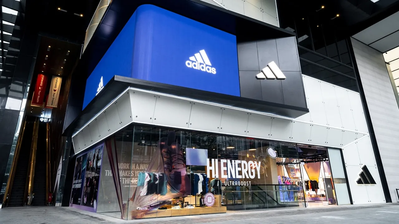 Orchard Road Nggak Cuma Punya Uncle Ice Cream, Lanjutkan Jelajah Surga Sporty di adidas Brand Centre!