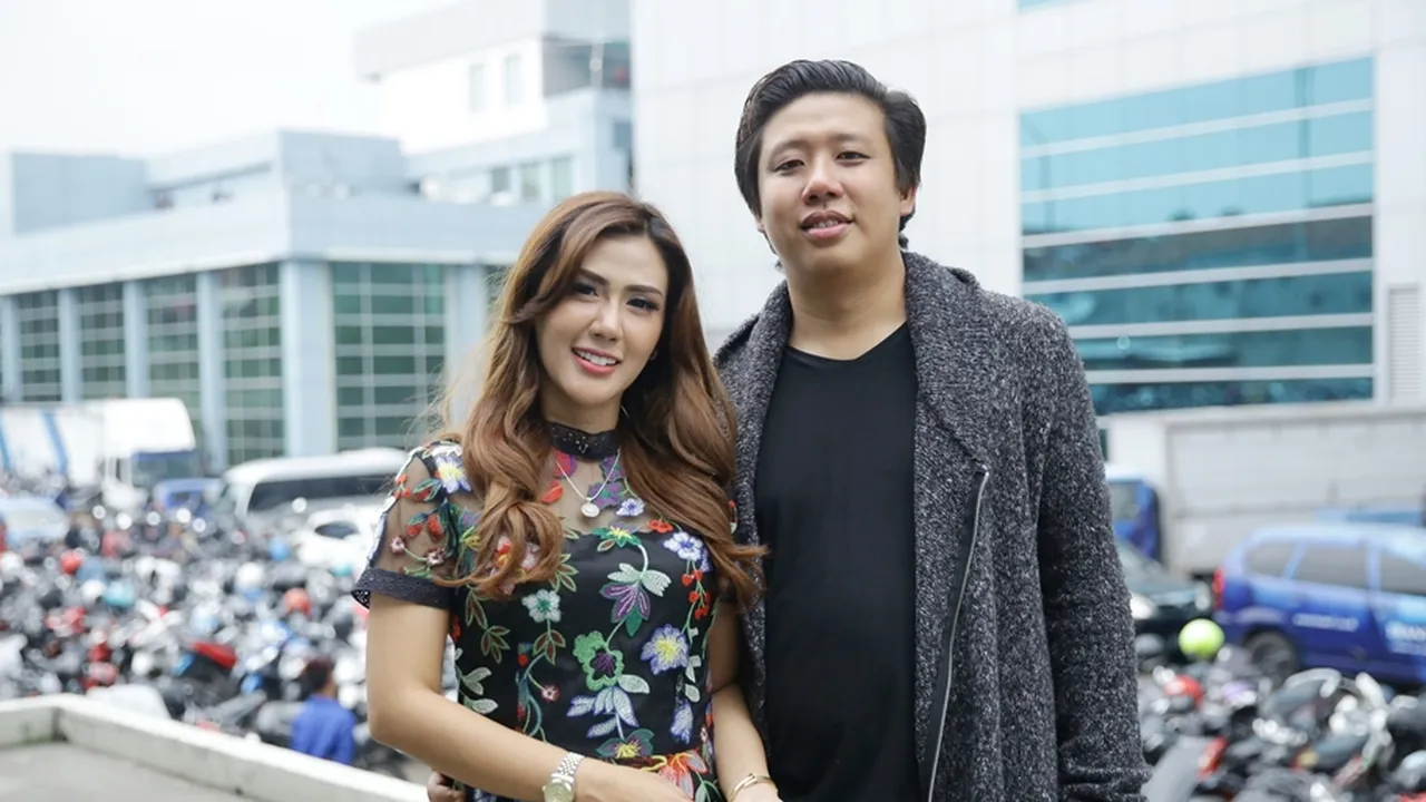 Pablo Benua: Jurnal Risa Bohong & Gimmick, Saya Bisa Buat Lebih Keren Pablo Benua: Jurnal Risa Bohong & Gimmick, Saya Bisa Buat Lebih Keren